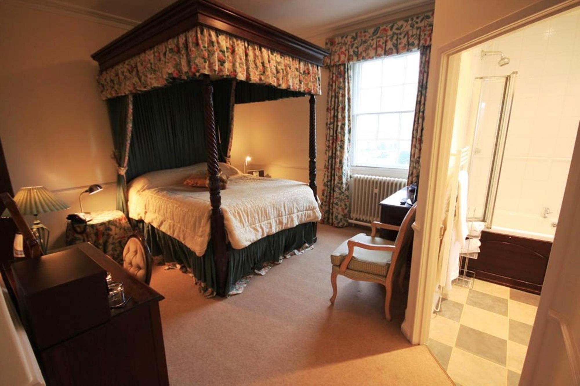 Worsley Arms Hotel Hovingham Стая снимка
