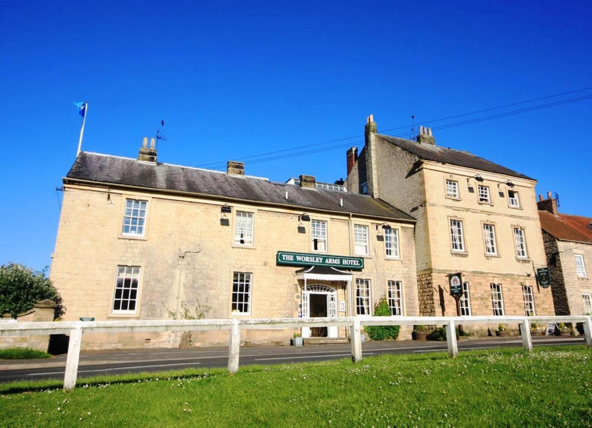 Worsley Arms Hotel Hovingham Екстериор снимка