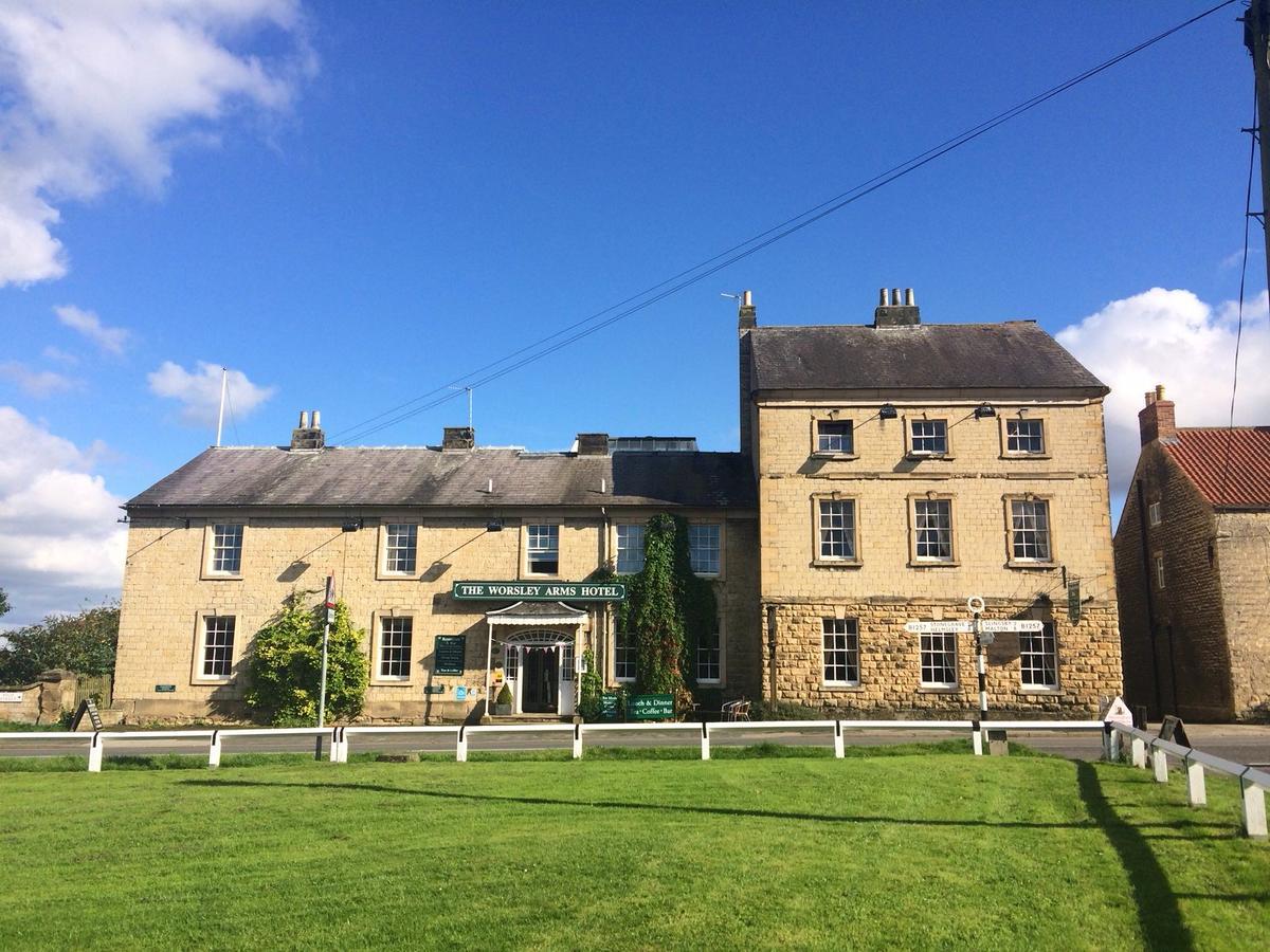 Worsley Arms Hotel Hovingham Екстериор снимка