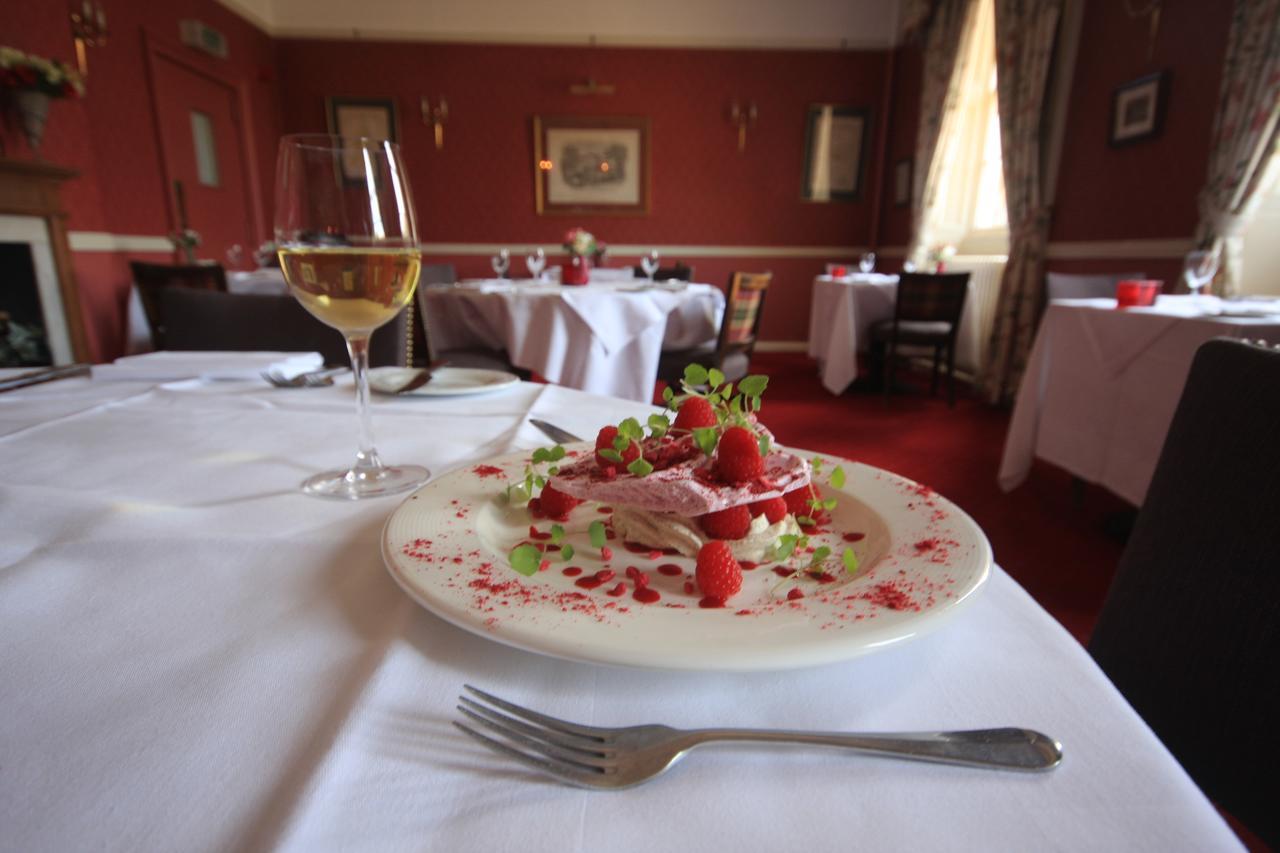 Worsley Arms Hotel Hovingham Екстериор снимка