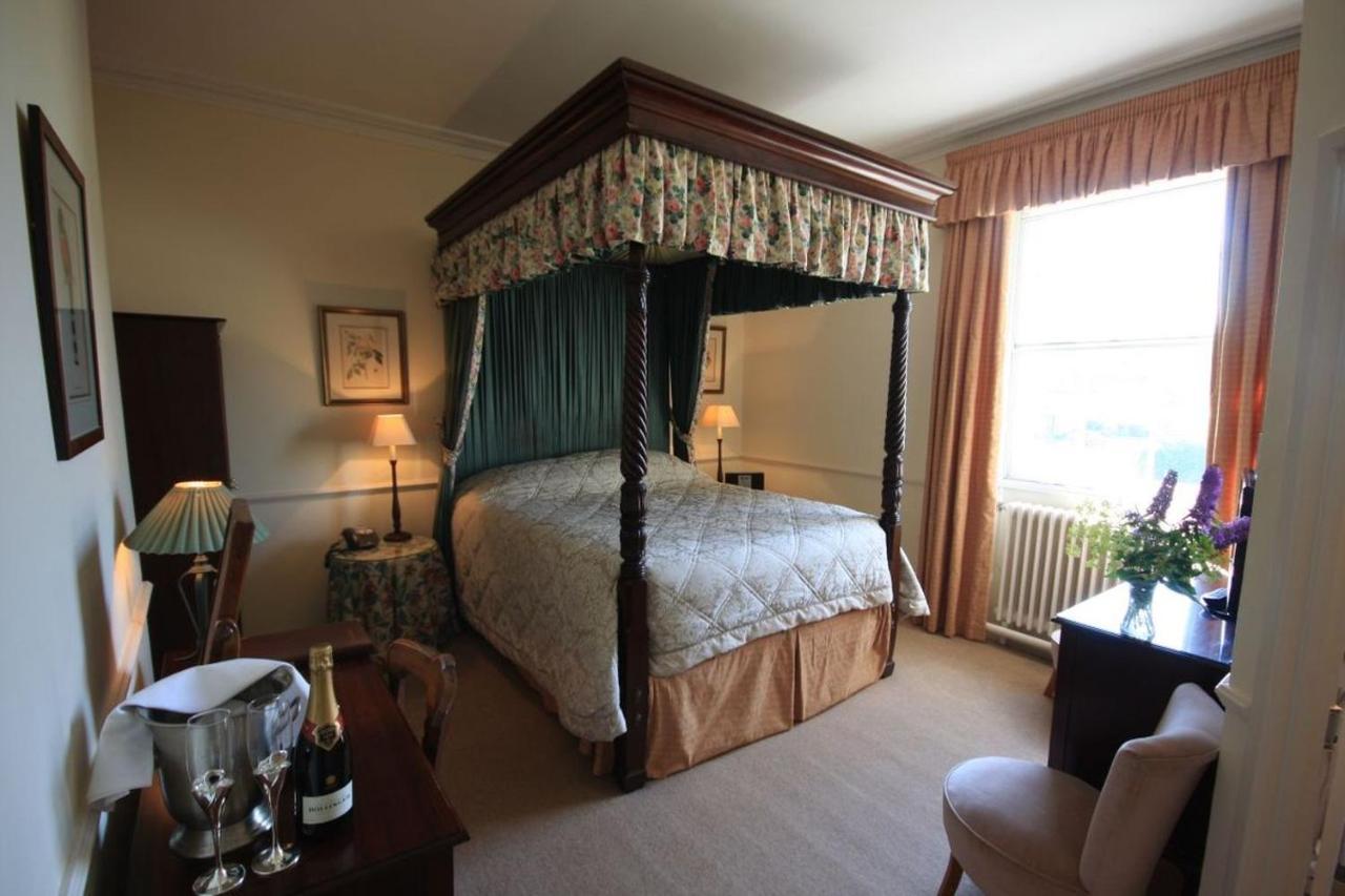 Worsley Arms Hotel Hovingham Екстериор снимка